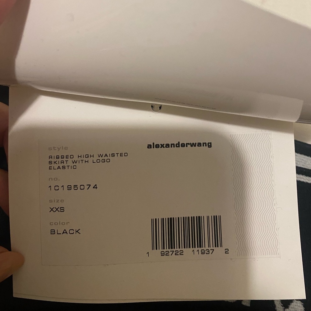Alexander Wang Ribbed Jersey Mini Skirt
Brand new, tags still attached
Size xxs - Picture 5 of 5